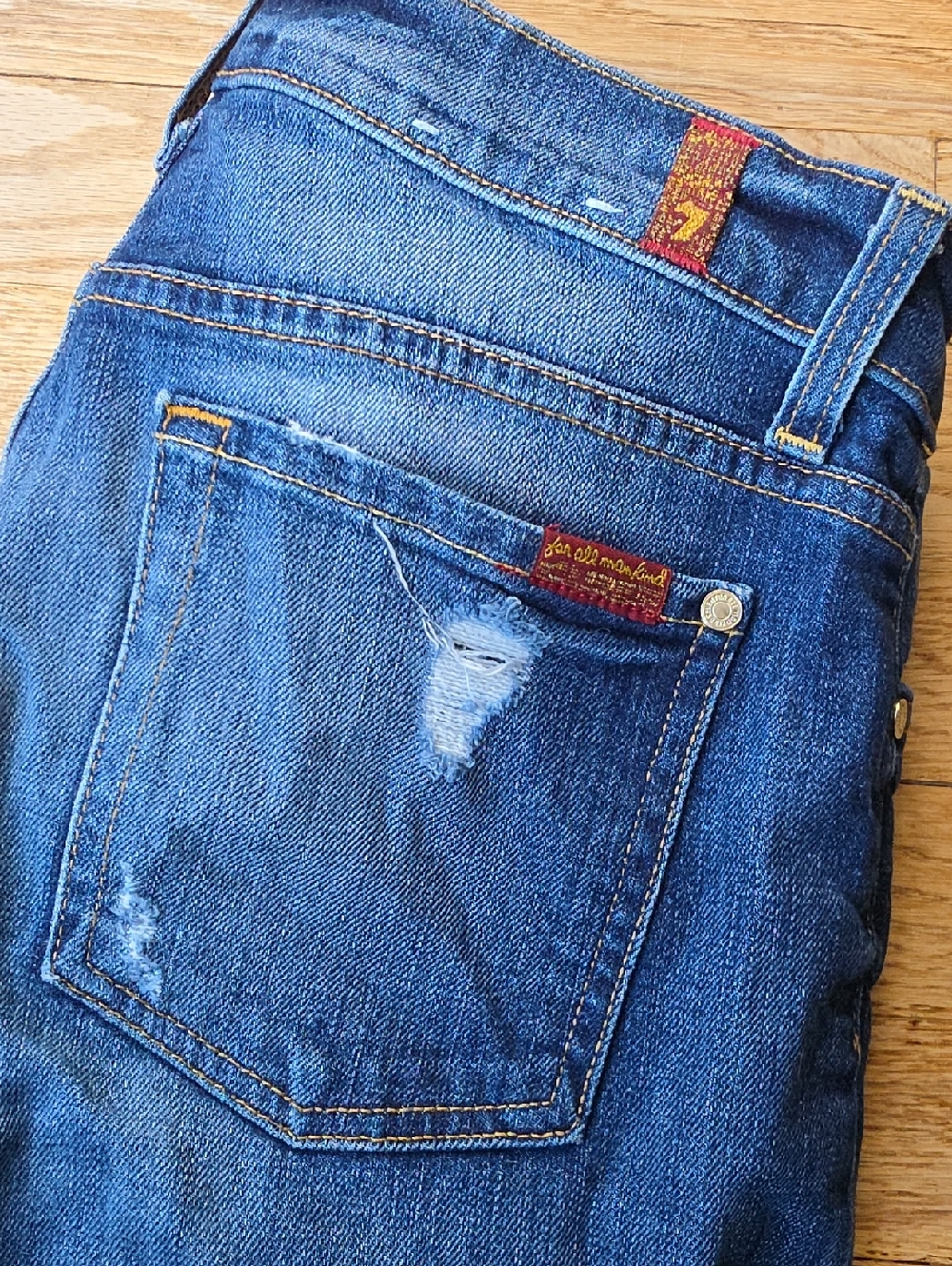(28) 7 For All Mankind Distressed Blue "The Skinny" Jeans Classic Comfy Western